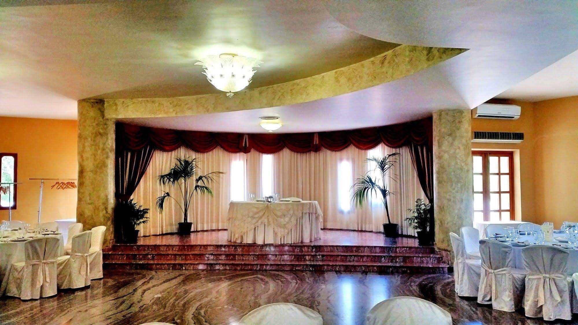 Hotel Akrabello Agrigento Buitenkant foto
