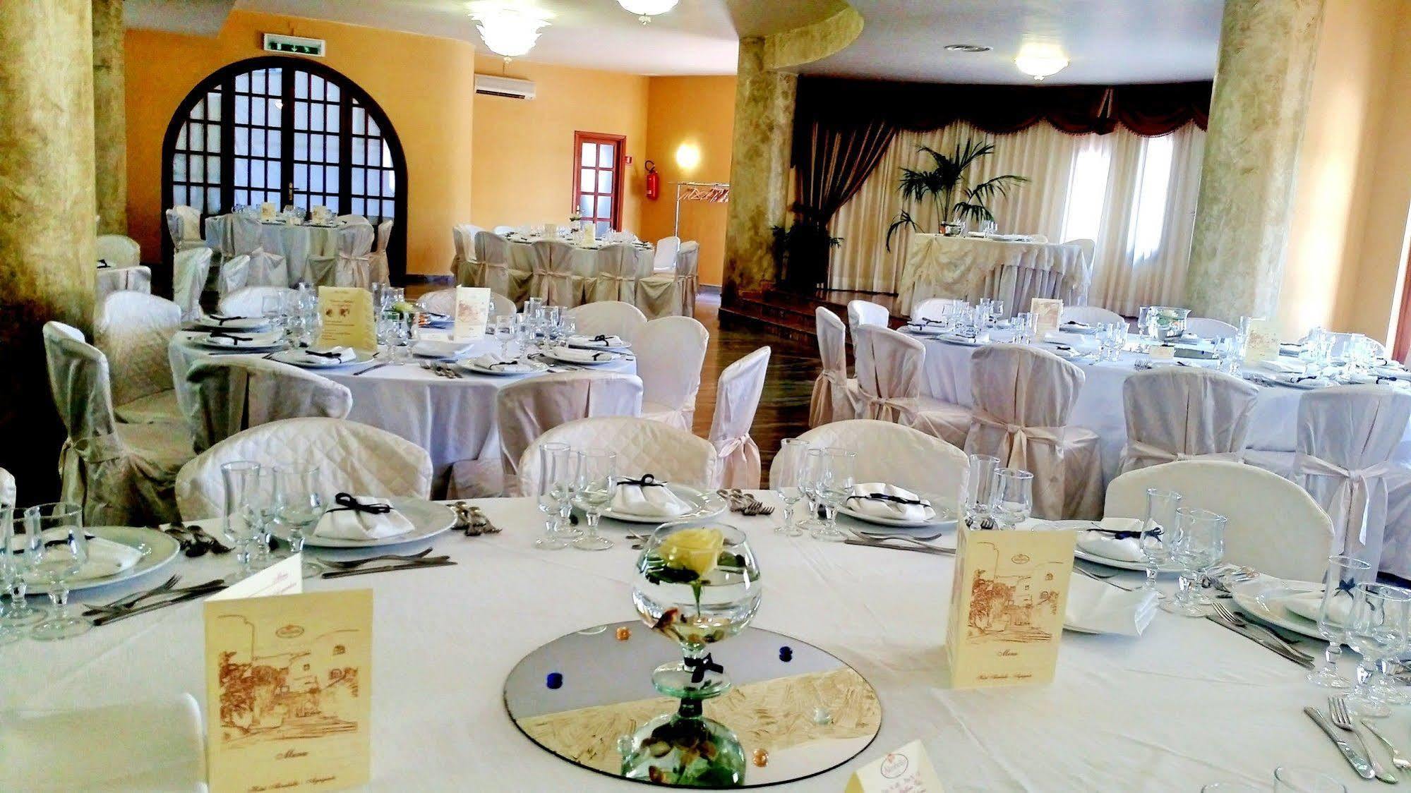 Hotel Akrabello Agrigento Buitenkant foto