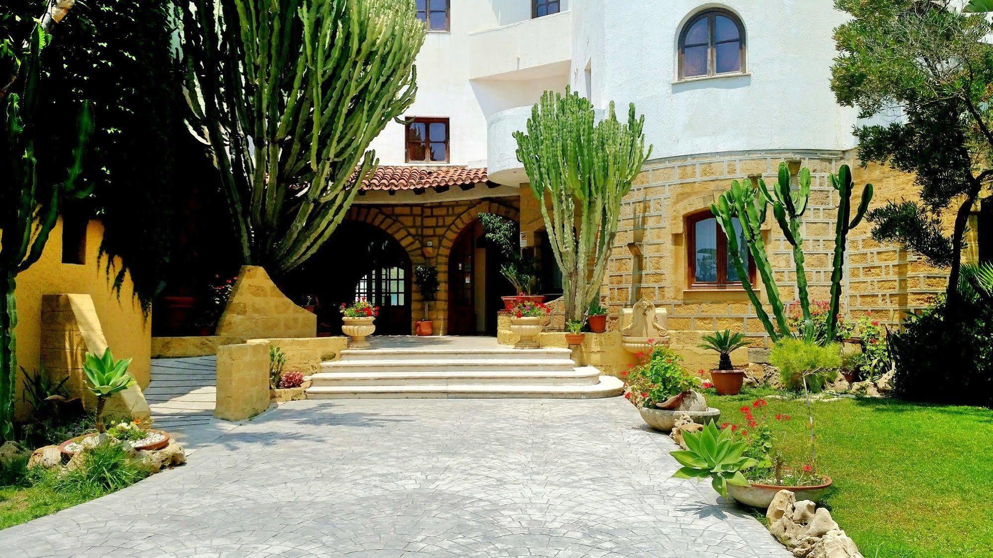 Hotel Akrabello Agrigento Buitenkant foto