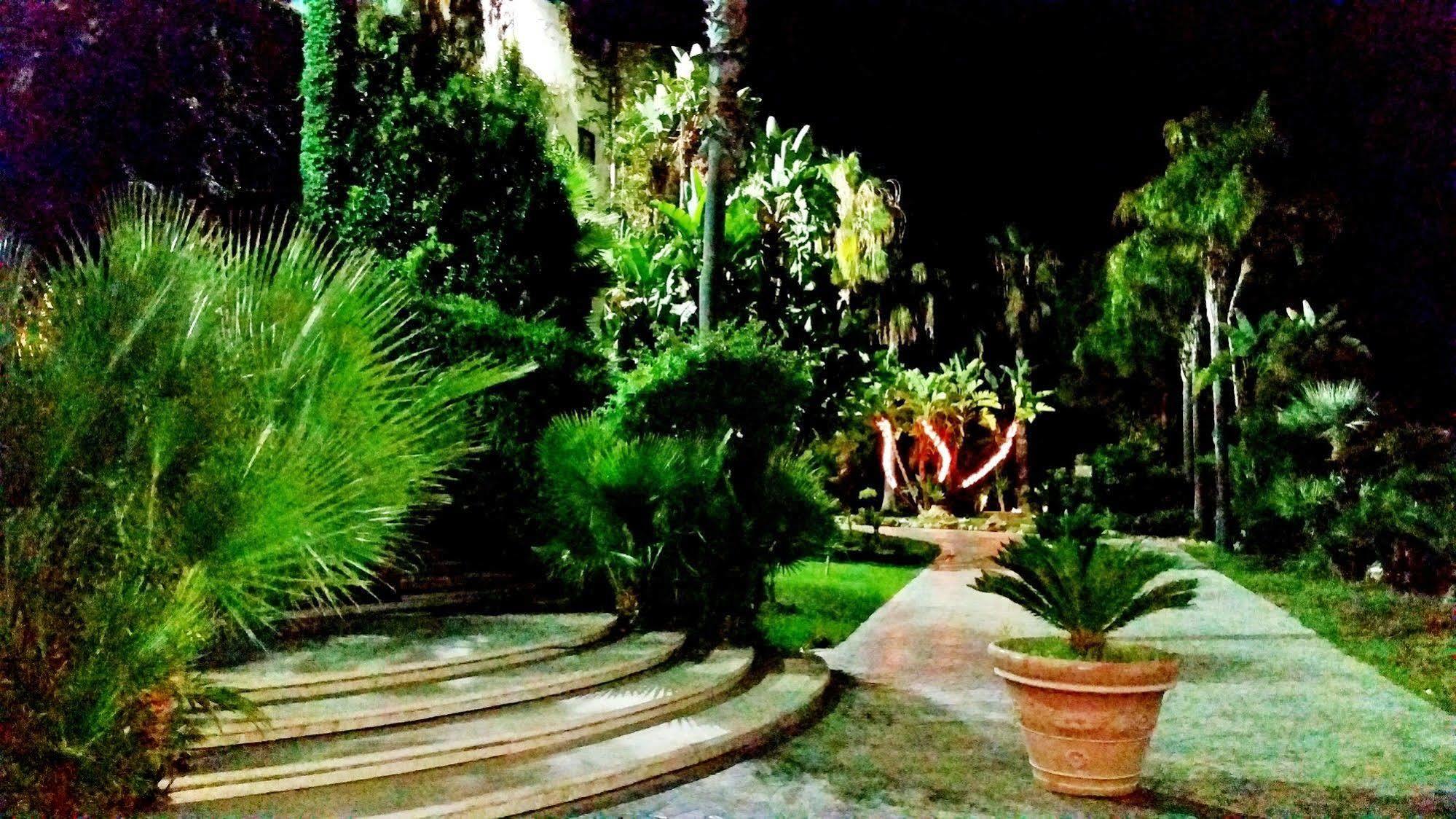 Hotel Akrabello Agrigento Buitenkant foto