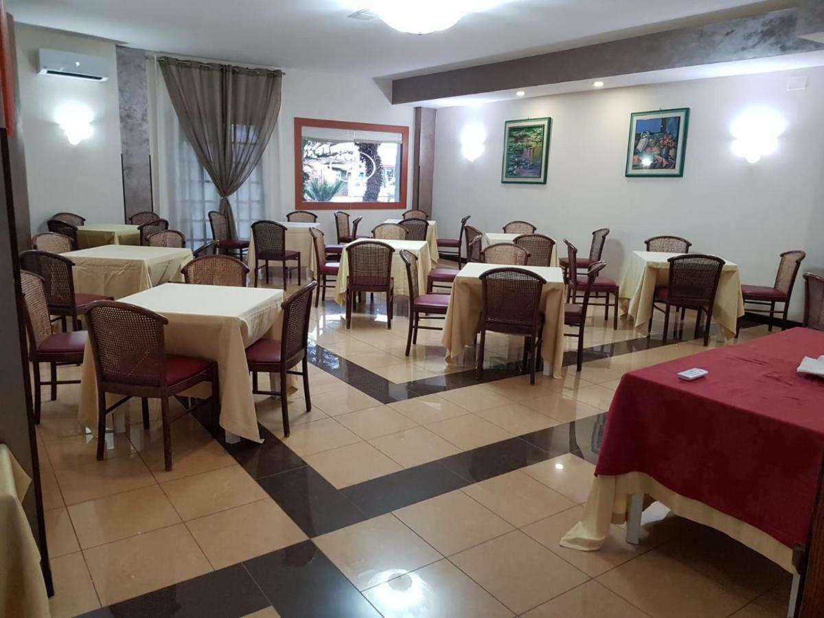 Hotel Akrabello Agrigento Buitenkant foto